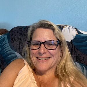 Meet your Posher, Candi